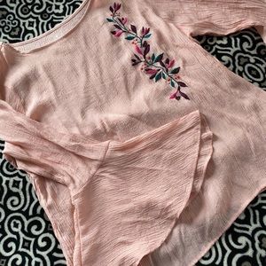 🦋Spring Must Have Flare Sleeve 🦋